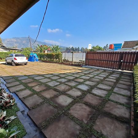 Wulan Cottage Lembang Bagian luar foto